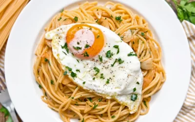 Garlic Spaghetti with Fried Eggs